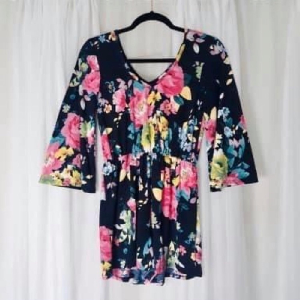 2/$20 NWOT Floral Love Romper